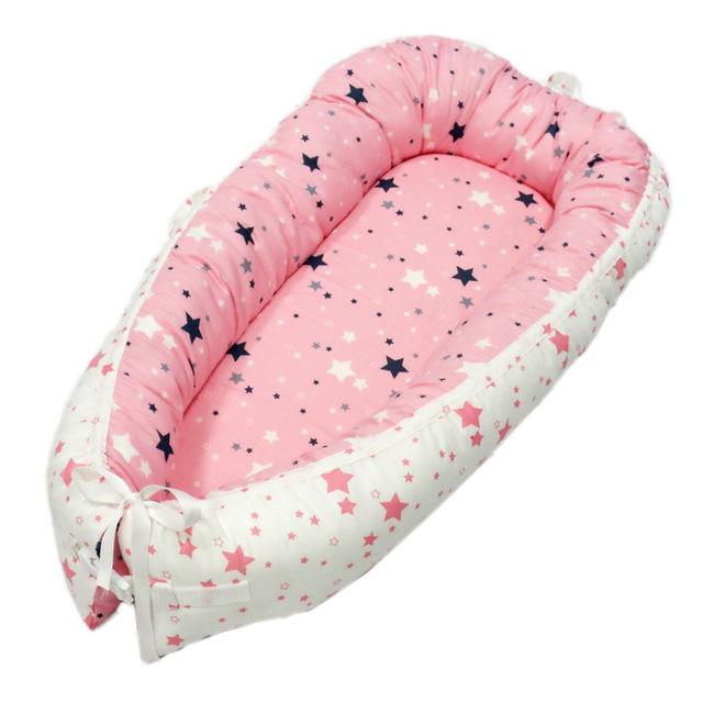 Baby nest bed for newborn and toddlers